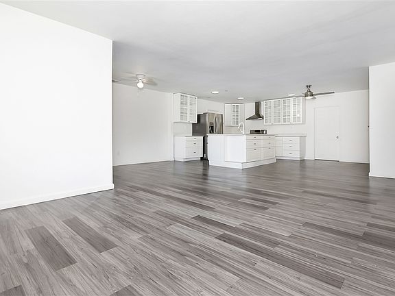 5th image of 410 N Pierce St