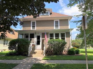 610 E Main St, Decorah, IA 52101