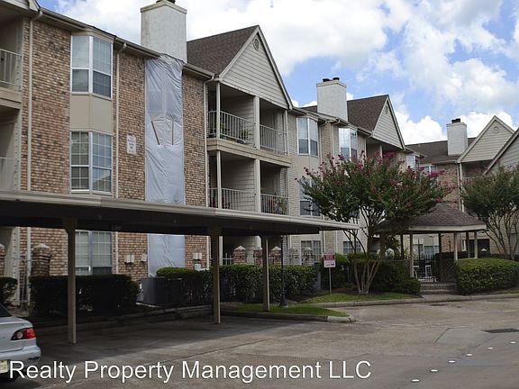 4th image of 12550 Whittington Dr APT 806