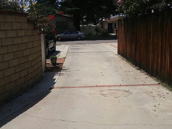 2nd image of 588 N 5th Ave