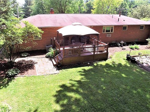 4th image of 8957 Cain Dr NE