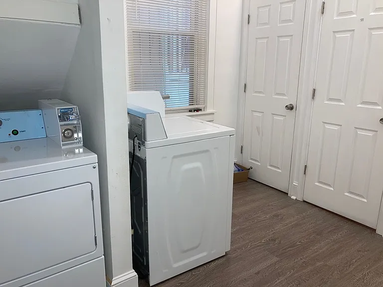 1807 S Broad St — Photo 15