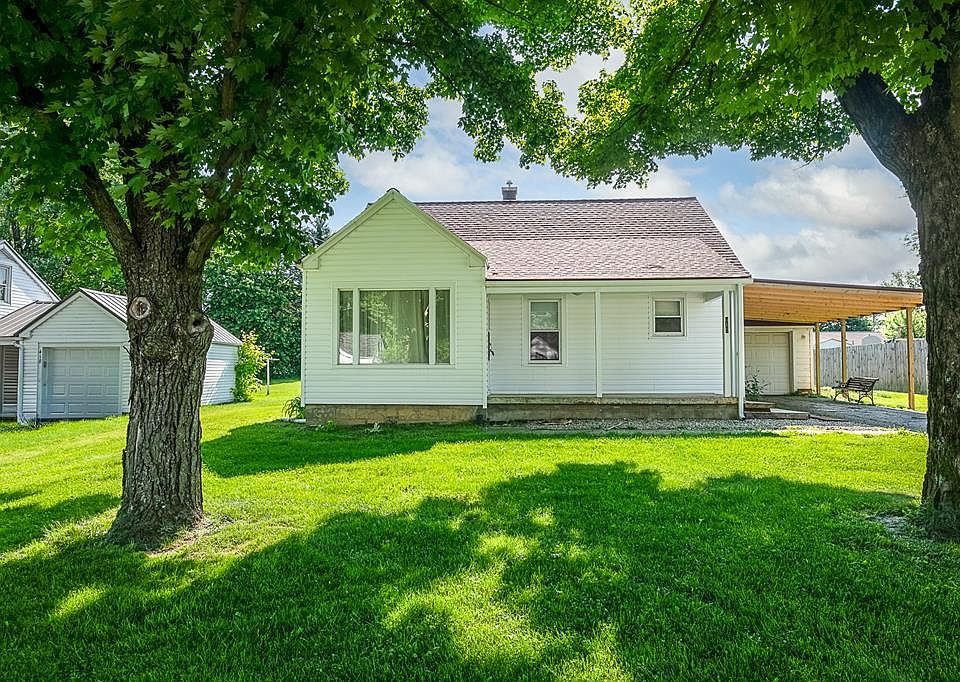 1st image of 412 Lee Ln