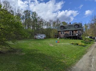 44 Ballard Rd, Saint Albans, ME 04971