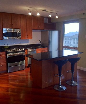 4th image of 1960 N Lincoln Park W APT 709