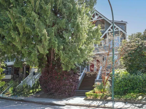 3546 Point Grey Rd #B, Vancouver, BC V6R 1A8