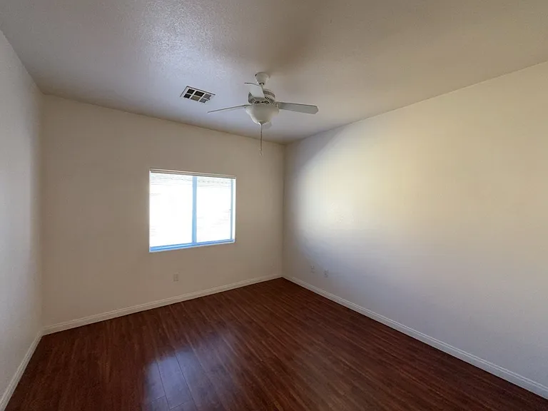 4915 E Russell Rd #180-6 — Photo 6