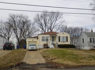 197 Saint Charles St, Florissant, MO 63031