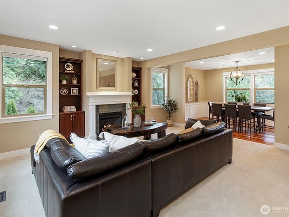 5th image of 34301 Bridge View Drive NE