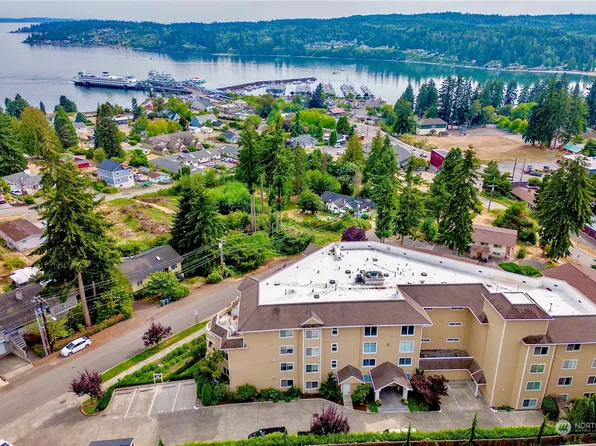 26291 Pennsylvania Avenue NE #106, Kingston, WA 98346