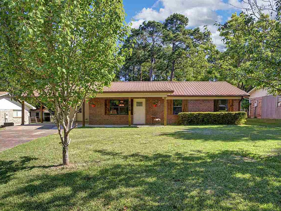 1st image of 2558 Gina Dr