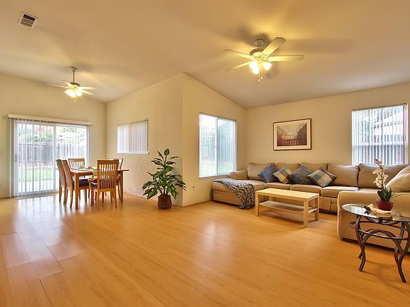 3rd image of 5937 Creighton Way