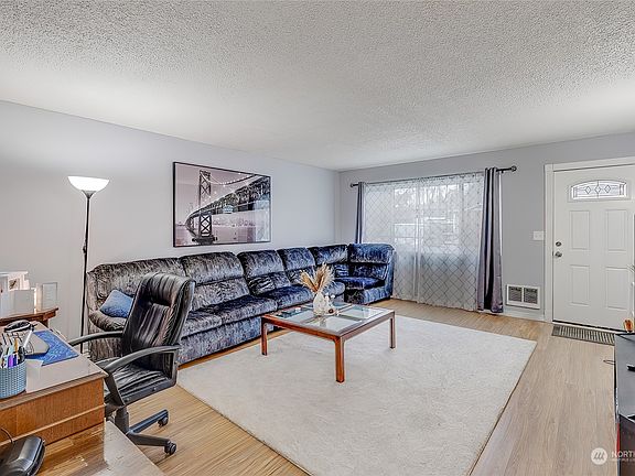 3rd image of 1118 N 1st Avenue