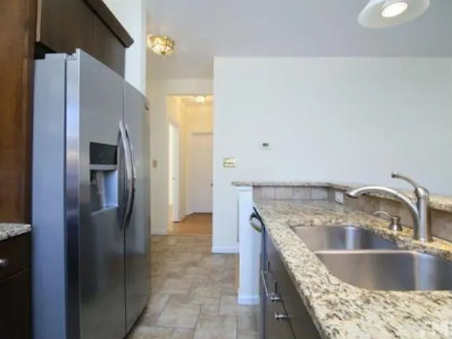 1050 Washington St #106 — Photo 9