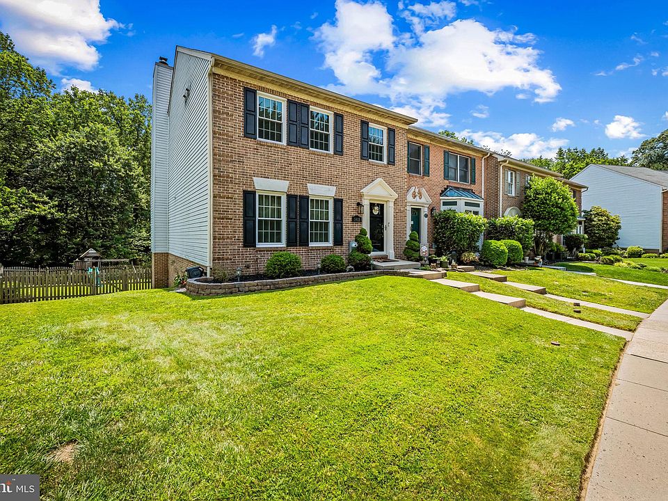1st image of 1415 Valbrook Ct S