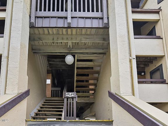 5th image of 1803 E Perry St APT 44