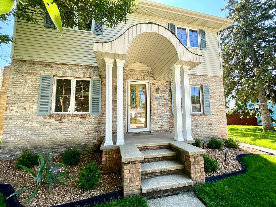 1st image of 1606 Prospect Ave