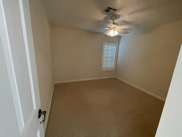 12340 Lake Valley Dr — Photo 11