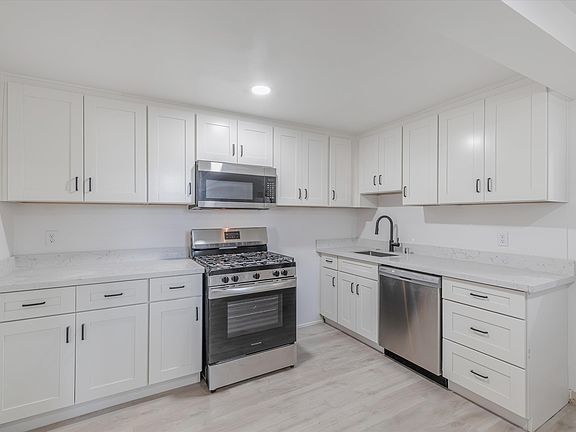 5th image of 99 N 9th St #2