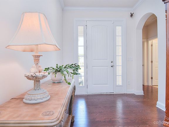 2nd image of 8536 Olde Stonegate Ln