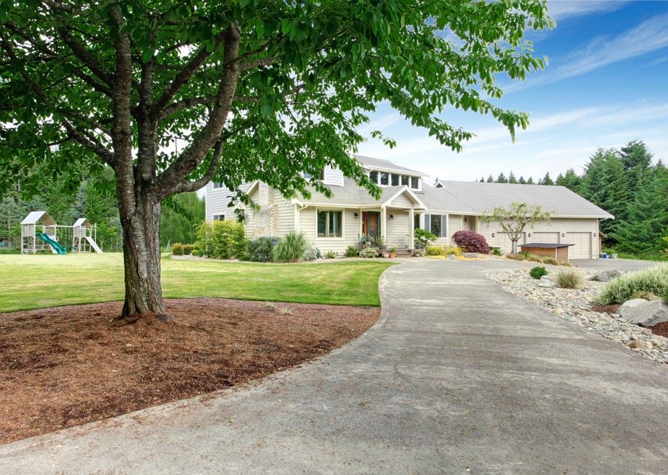 1st image of 7904 Manzanita Dr NW