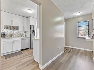 21386 Juego Cir #B, Boca Raton, FL 33433