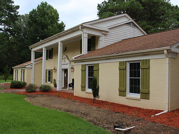 2nd image of 647 Southgate Dr