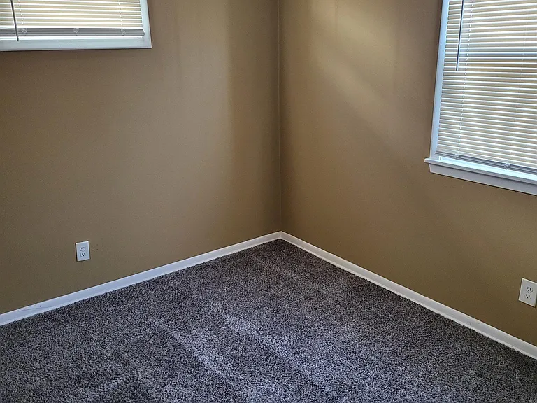 6713 Blondo St #1 — Photo 5