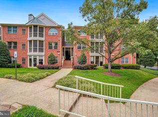 806 Amber Tree Ct APT 303, Gaithersburg, MD 20878