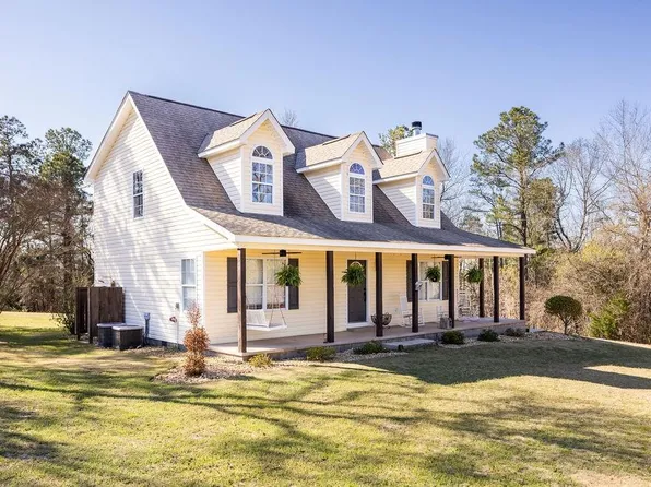 442 Hitchitie Rd, Seale, AL 36875