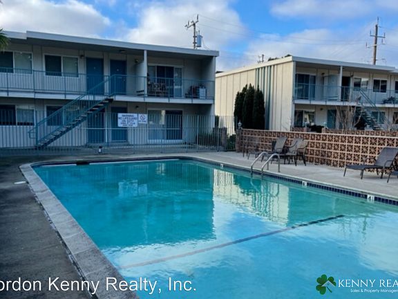2nd image of 800 Memorial Dr #53
