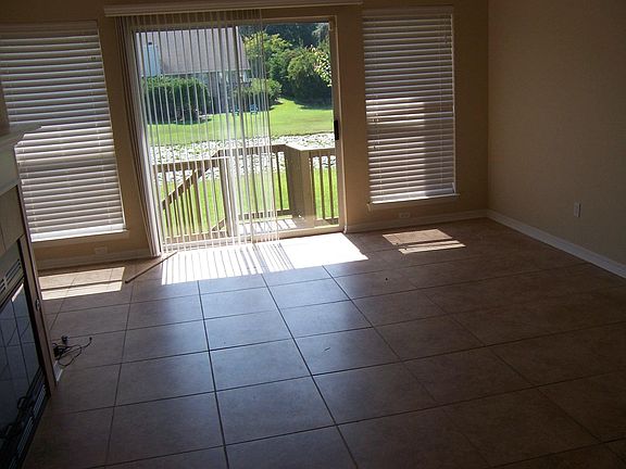 2nd image of 420 Aruba Way