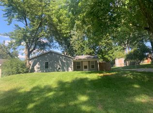 21 Meadow Ln, Mooresville, IN