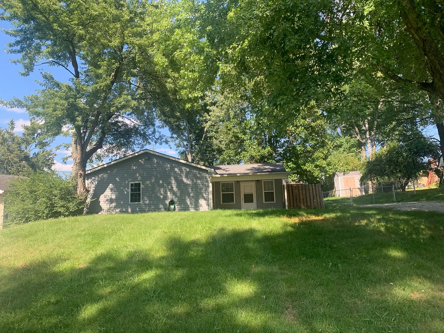 21 Meadow Ln photo 1