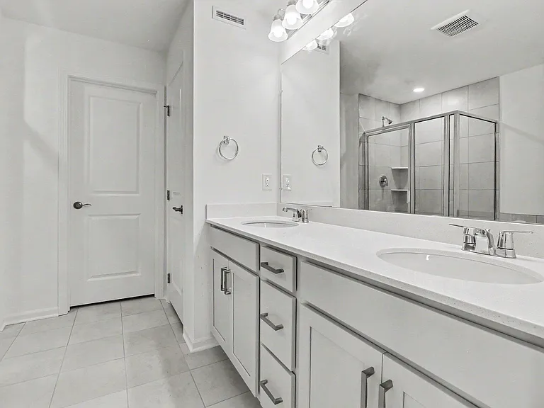 5660 Corgi Dr — Photo 15