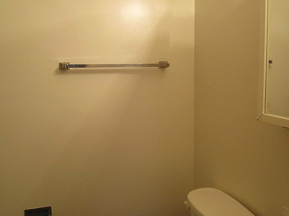 4th image of 1501 Kennedy Dr #1505