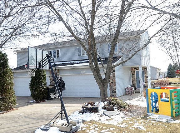 4th image of 1621-1623 Echo Dr