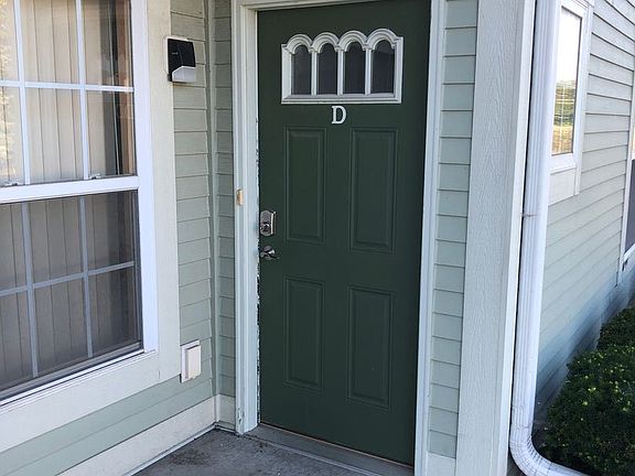 4th image of 4616 52nd Ave #4616