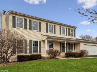 1601 E Bailey Rd, Naperville, IL 60565