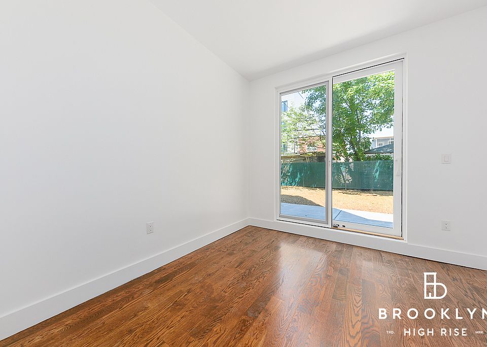 1st image of 2901 Snyder Ave #1L