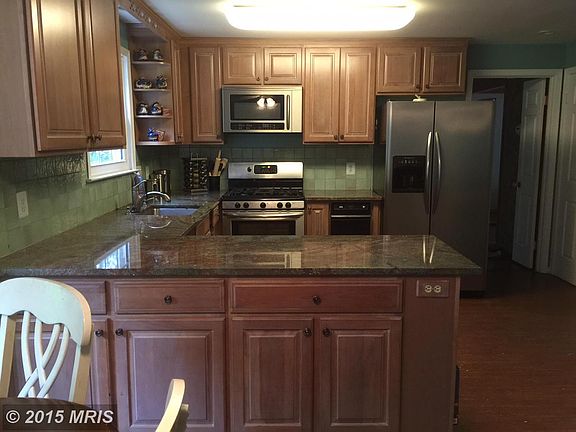 3rd image of 15416 Indianola Dr