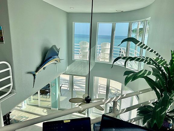 2nd image of 115 Coco Plum Dr