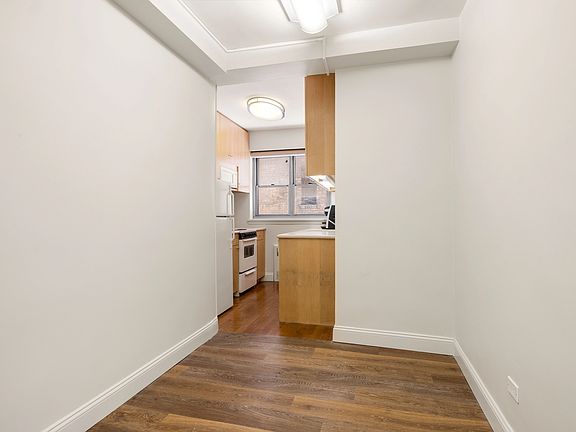 5th image of 80 Park Ave #2EF