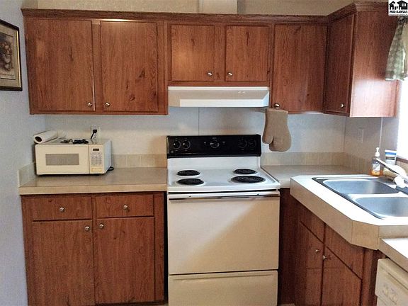 4th image of 303 N Westland Dr