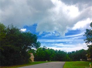 28 Poppy St, Homosassa, FL 34446