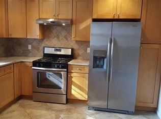 716 8th St, Carlstadt, NJ 07072