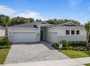 956 Club Cresswind Dr, Lady Lake, FL 32159