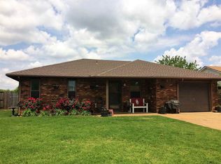 522 Brady Dr, Lahoma, OK 73754