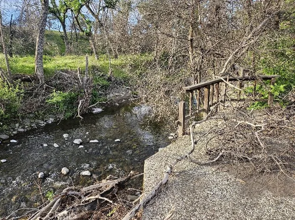 109 Sycamore Valley Rd, Chico, CA 95973