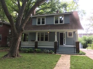 903 S Busey Ave, Urbana, IL